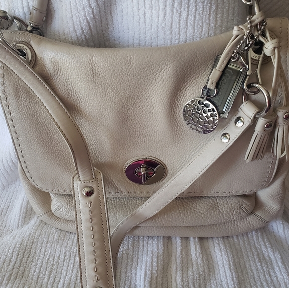 Coach Handbags - Coach bag.